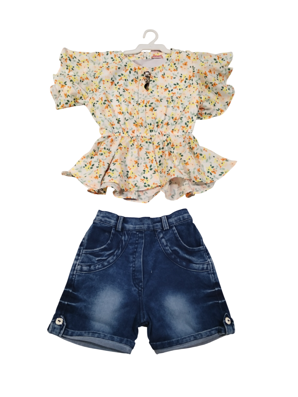 Trendy Baby Girl Floral Top & Denim Shorts Set – Summer Casual Wear D.19.5108 B.1310 Trendy Baby Girl Floral Top & Denim Shorts Set – Summer Casual Wear D.19.5108 B.1310