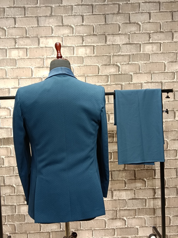 Mens Suits D-2375 one world Mens Suits D-2375 one world