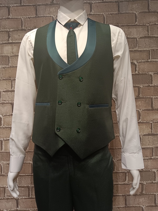 7/2 MAN SUIT 7/2 MAN SUIT