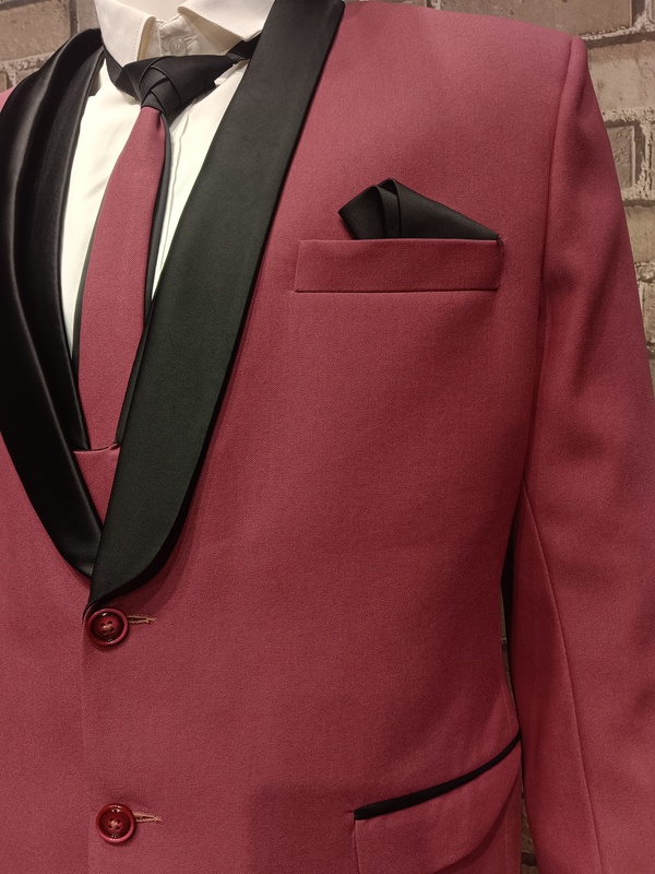 3/1 MAN SUIT 42 3/1 MAN SUIT 42