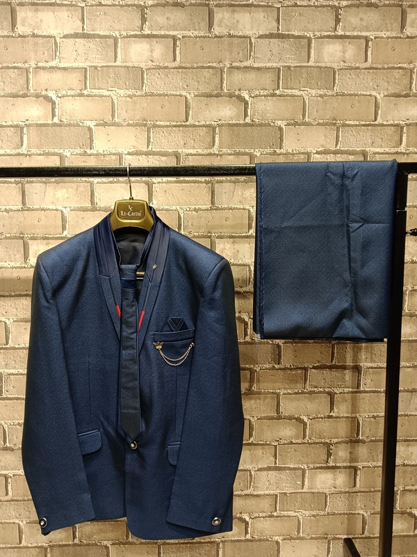Var Raja Suit D-7304 Le-Cartin Var Raja Suit D-7304 Le-Cartin