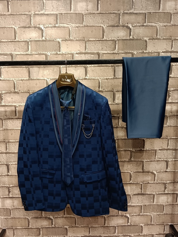 Var Raja Suit D-7747 Le-Cartin Var Raja Suit D-7747 Le-Cartin