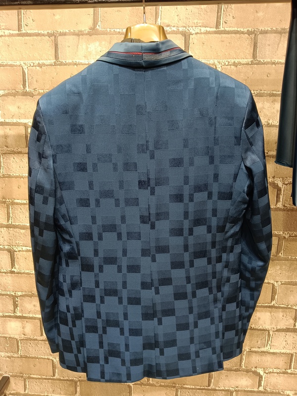 Var Raja Suit D-7747 Le-Cartin Var Raja Suit D-7747 Le-Cartin