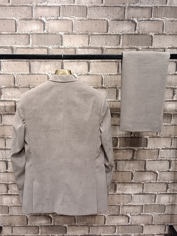 Var Raja Suit D-7752 Le-Cartin Var Raja Suit D-7752 Le-Cartin