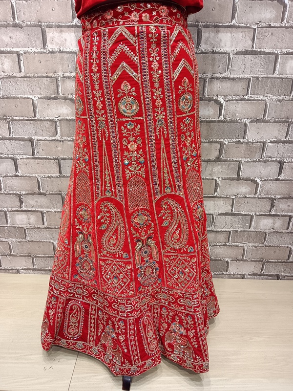 DULHAN CHOLI D-2/4 DULHAN CHOLI D-2/4