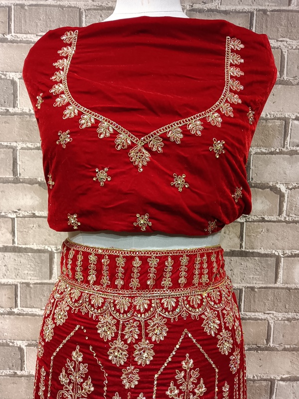DULHAN CHOLI D-10/4 2 DULHAN CHOLI D-10/4 2