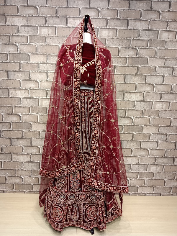 DULHAN CHOLI D-2-4 DULHAN CHOLI D-2-4