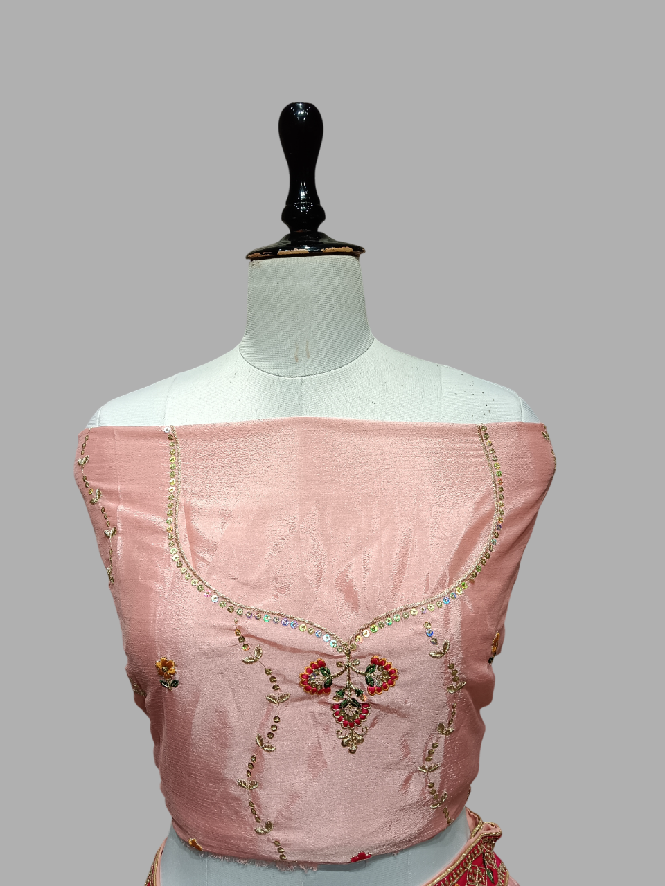 Elegant Pink Embroidered Lehenga Choli Set with Bandhani Dupatta D280 Elegant Pink Embroidered Lehenga Choli Set with Bandhani Dupatta D280
