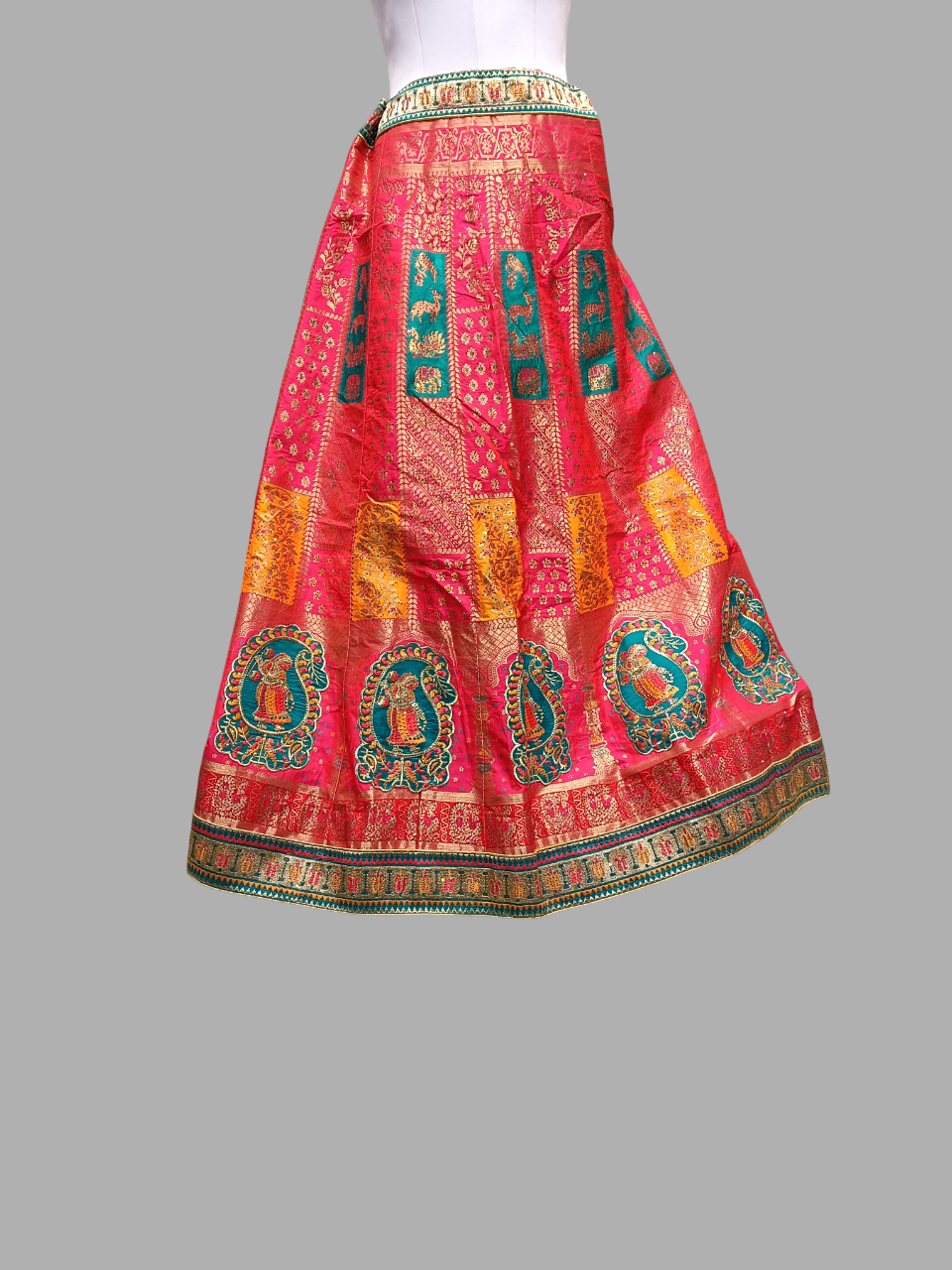 Pink & Teal Traditional Embroidered Lehenga Choli Set MF Pink & Teal Traditional Embroidered Lehenga Choli Set MF