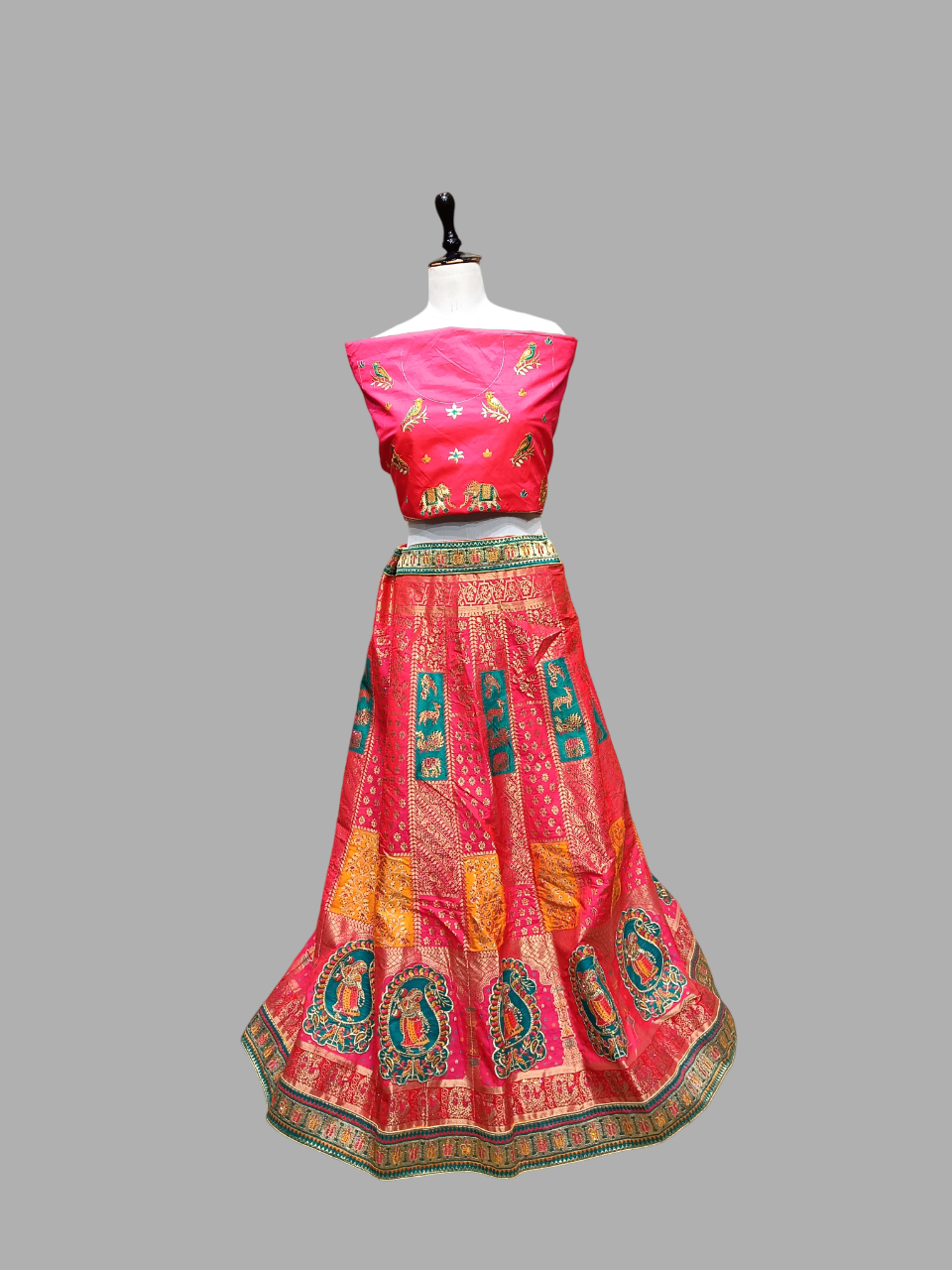 Pink & Teal Traditional Embroidered Lehenga Choli Set MF Pink & Teal Traditional Embroidered Lehenga Choli Set MF
