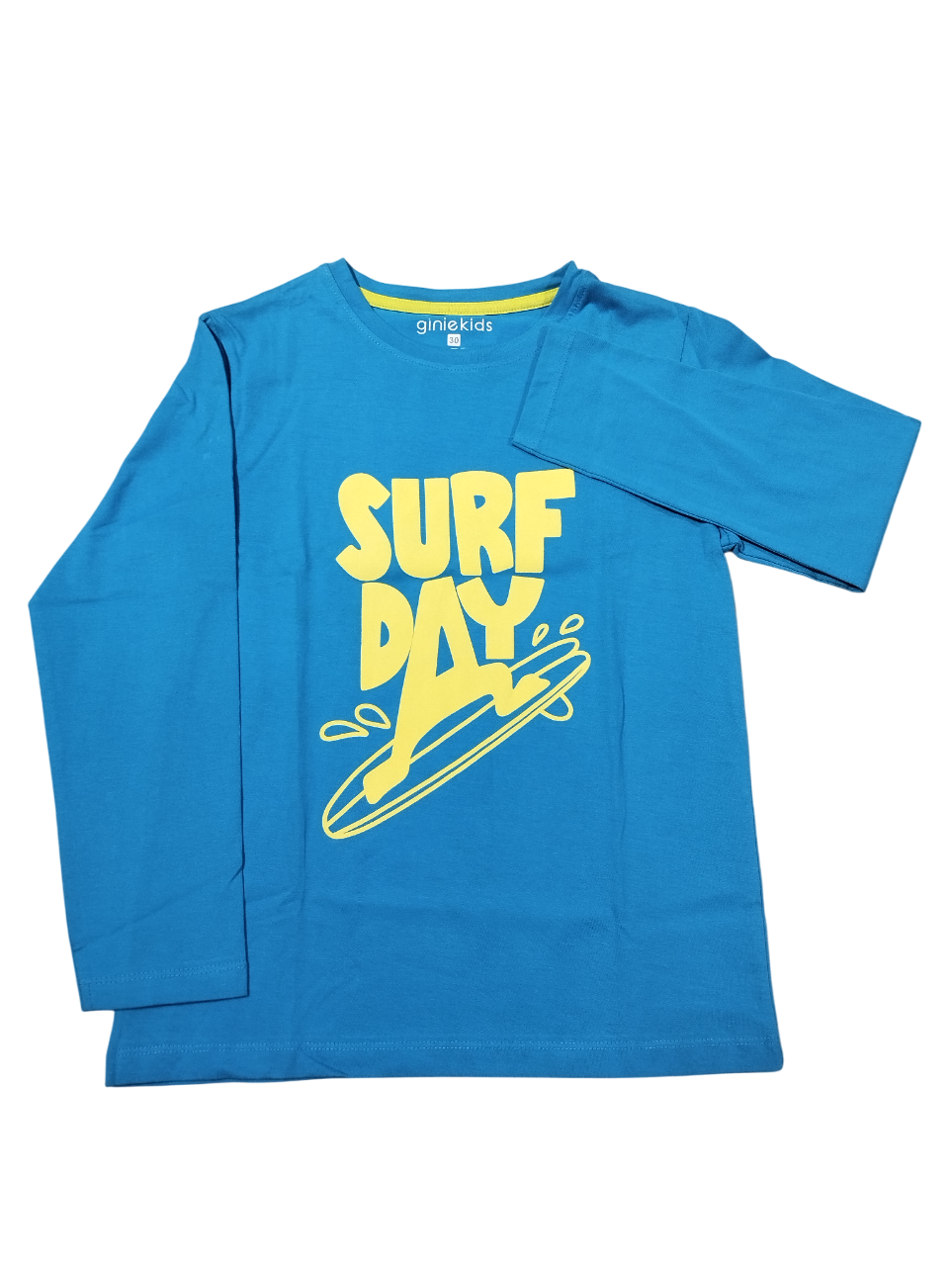neckline contains the "Ginie Kids t-shirt D.GINI T-SHIRE B.6680 neckline contains the "Ginie Kids t-shirt D.GINI T-SHIRE B.6680