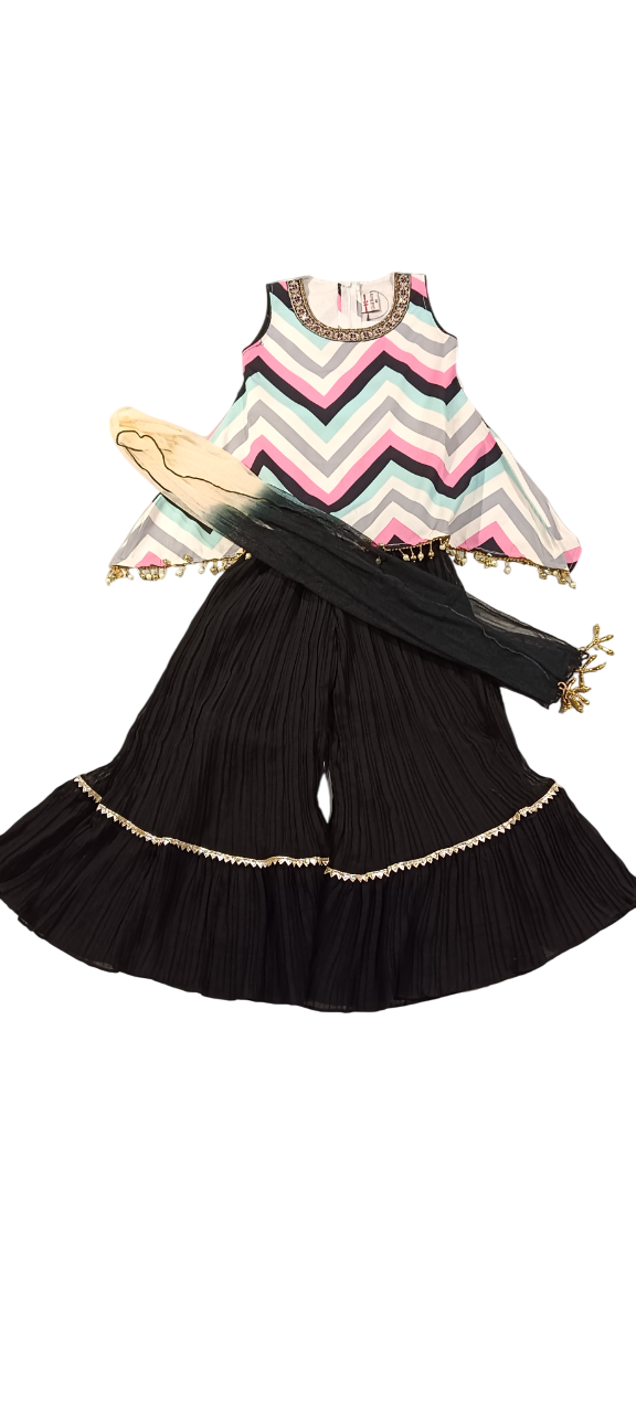 Trendy Zigzag Top with Black Sharara Palazzo Set D.11.843P B.8870 Trendy Zigzag Top with Black Sharara Palazzo Set D.11.843P B.8870