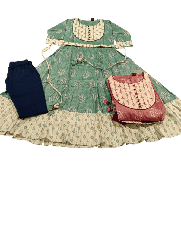 Designer Flared Printed Kurti Set with Belt D.7.3838 Designer Flared Printed Kurti Set with Belt D.7.3838