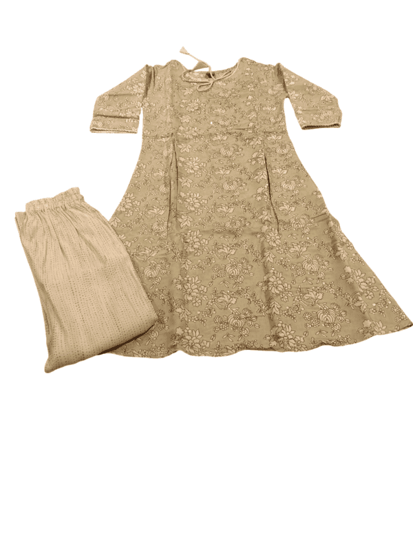 Soft Floral Print Cotton Kurti Set with Printed Pant D.8.3772 Soft Floral Print Cotton Kurti Set with Printed Pant D.8.3772