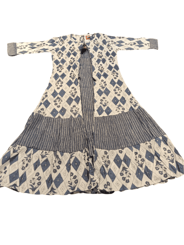 Blue & White Printed Cotton Kurti Set with Pant D.6/8 Blue & White Printed Cotton Kurti Set with Pant D.6/8