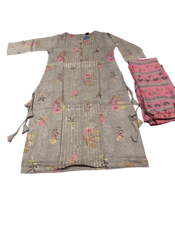 8/8 kurti+sarara 8/8 kurti+sarara