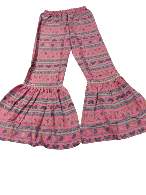 8/8 kurti+sarara 8/8 kurti+sarara
