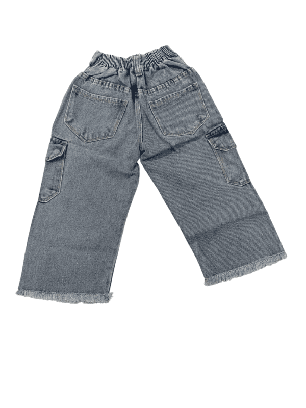 Stylish Kids' Denim Cargo Jeans D.102 Stylish Kids' Denim Cargo Jeans D.102