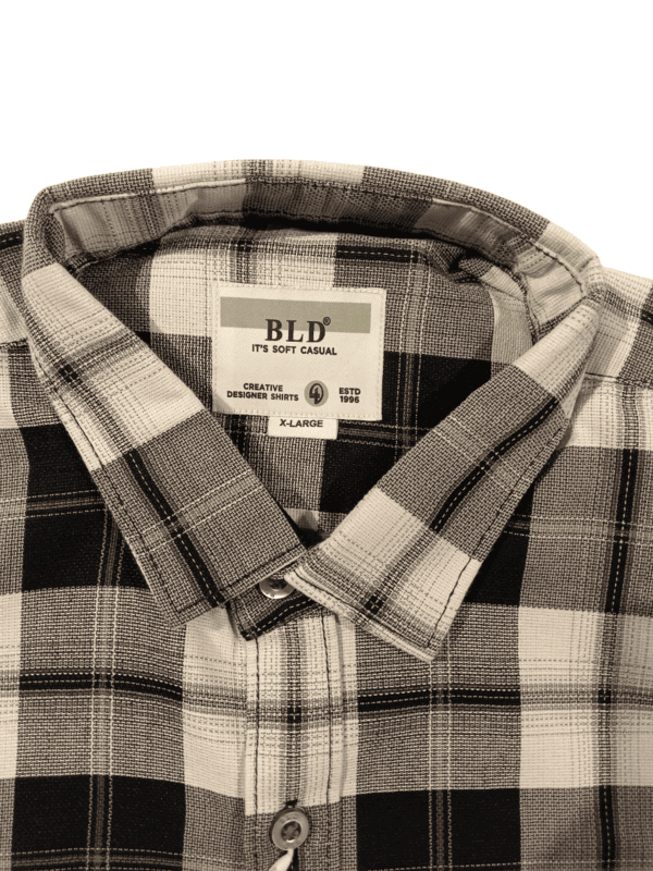Bold checks in black, white, and subtle red D.8170 Bold checks in black, white, and subtle red D.8170