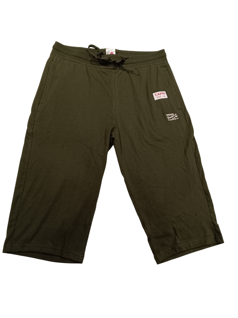 Menβs Stylish Cotton Capri Shorts D.26/18 Menβs Stylish Cotton Capri Shorts D.26/18